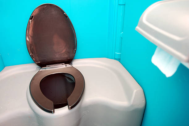 Best Porta potty rental near me  in Bernie, MO