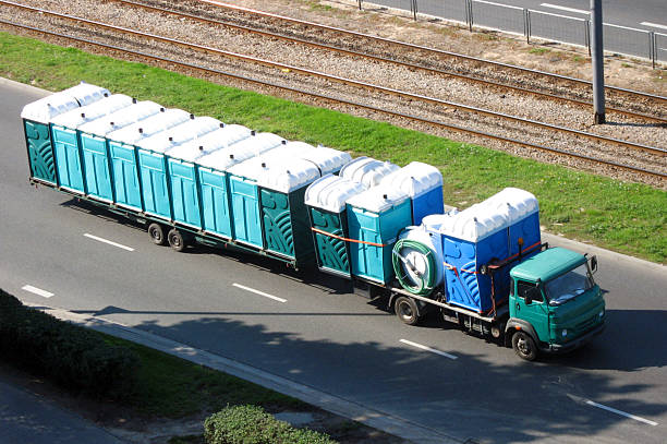 Best Portable toilet rental cost  in Bernie, MO